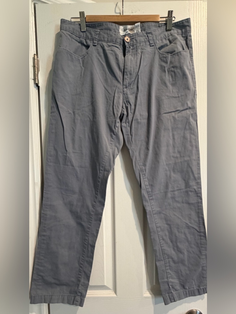 Calvin Klein Women’s Casual Chino Pants in Slate Gray  fits like size 10